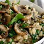 LOW CARB MUSHROOM & SPINACH CAULIFLOWER RICE