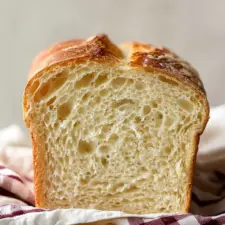 Sandwich Bread: The Best Homemade Recipe for Turkey Bacon Bliss