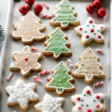 Christmas cookie icing recipe: Easy tips for festive decorating